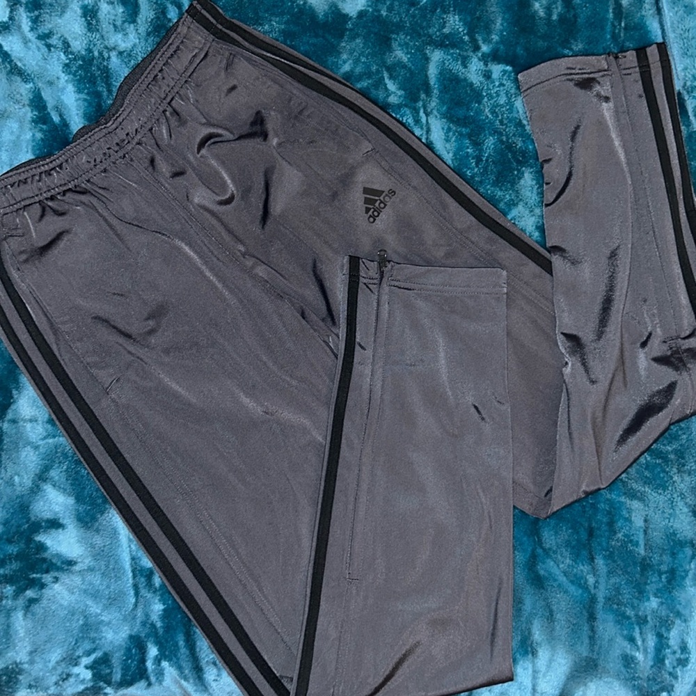 Adidas athletic pants size small